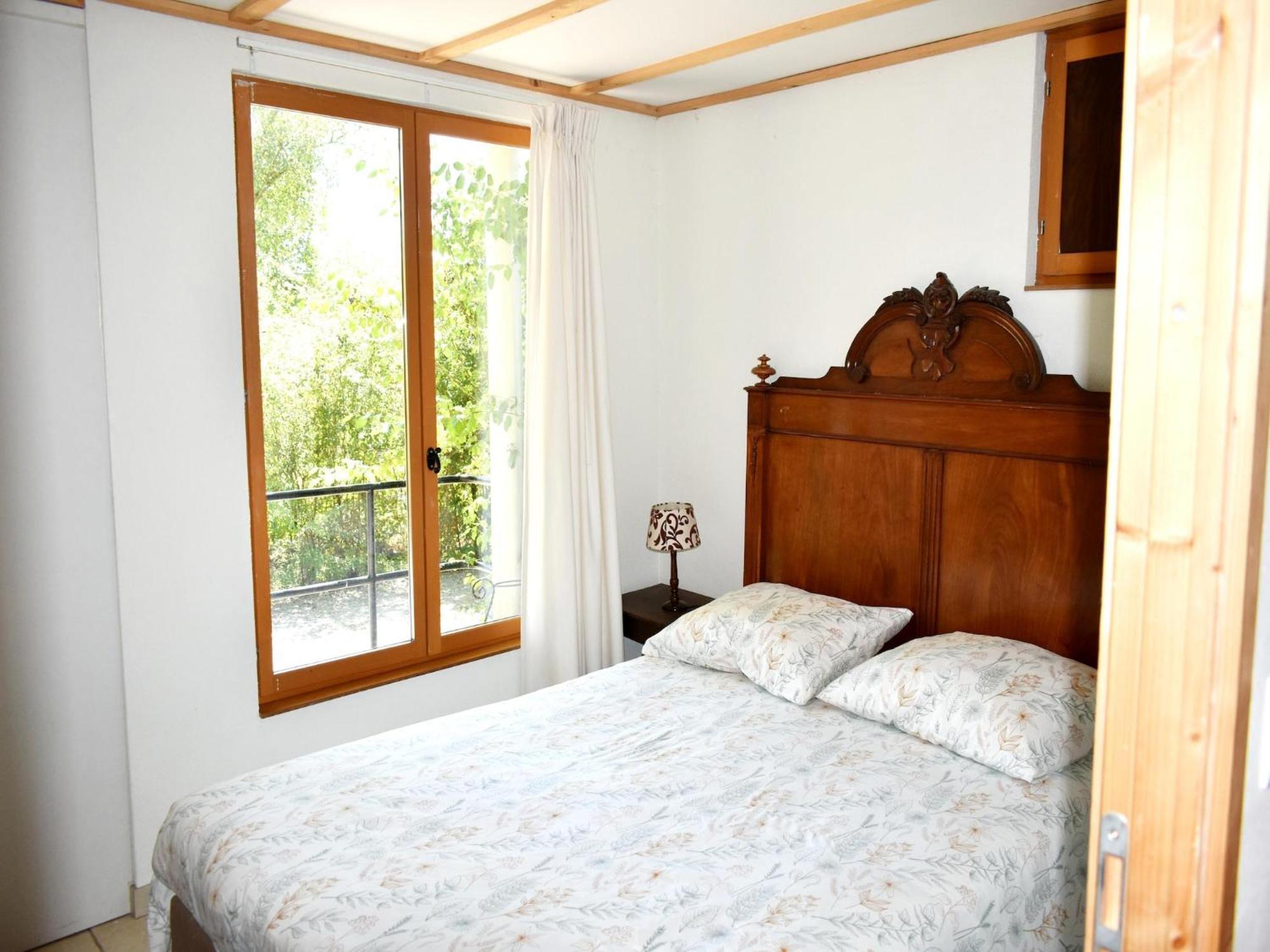 Modern Holiday Home Near The Forest Saint-Honore-les-Bains Ngoại thất bức ảnh